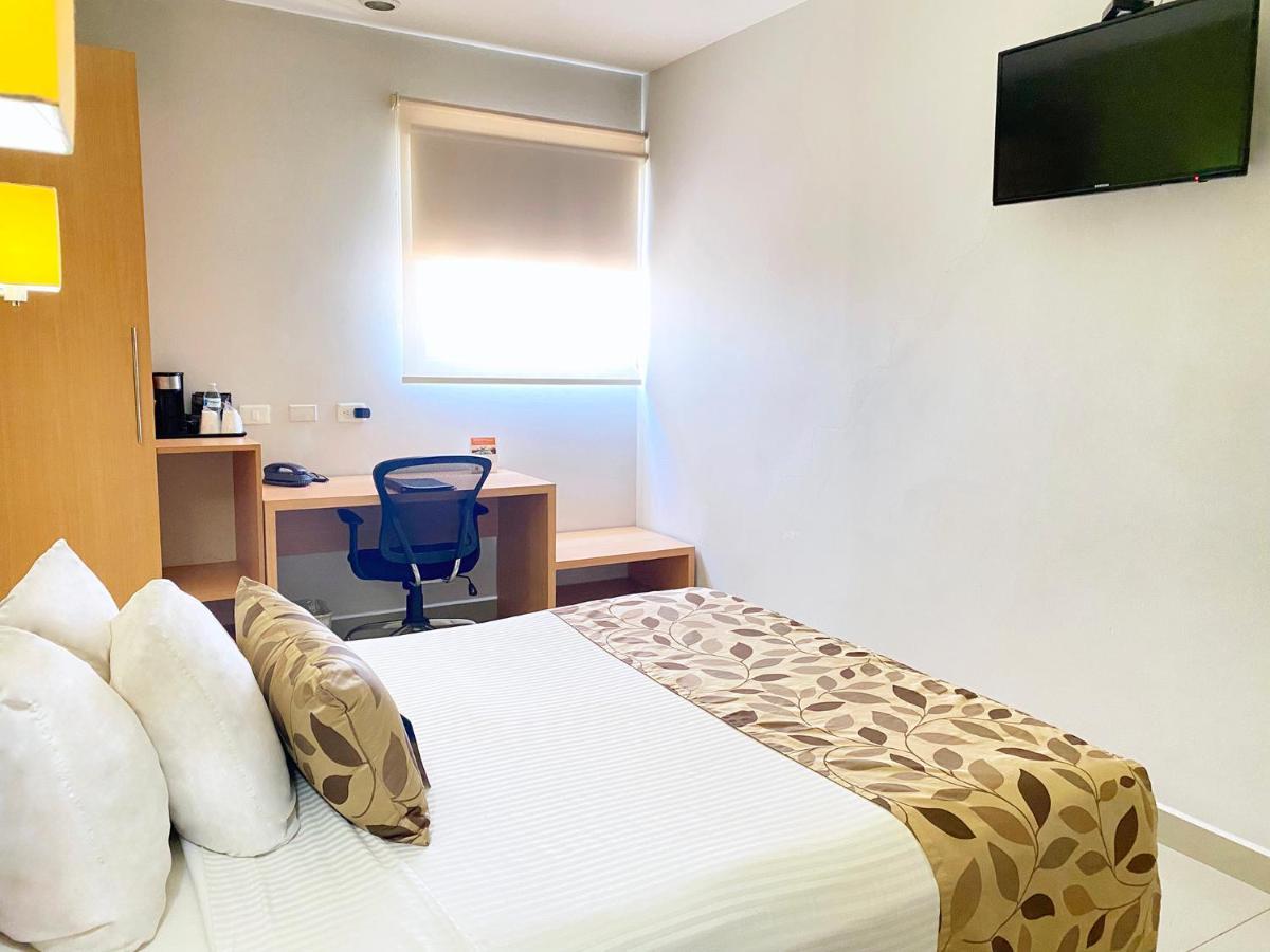 Sleep Inn Кульякан Экстерьер фото