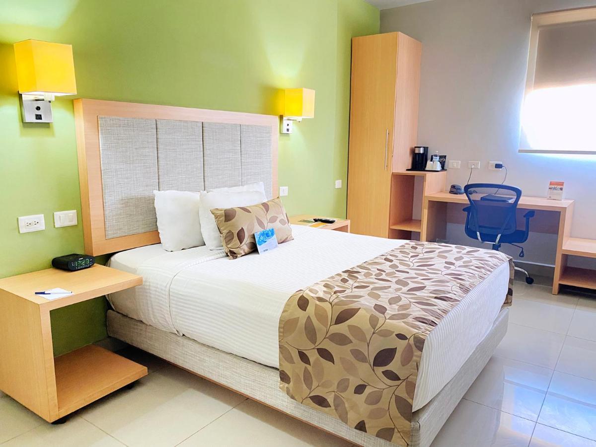 Sleep Inn Кульякан Экстерьер фото