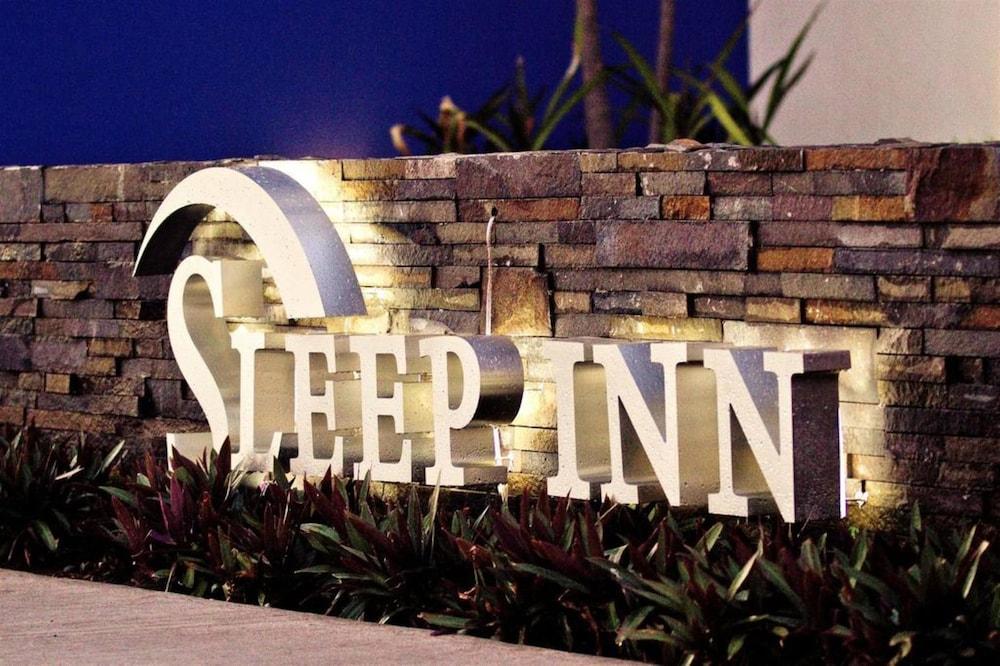 Sleep Inn Кульякан Экстерьер фото