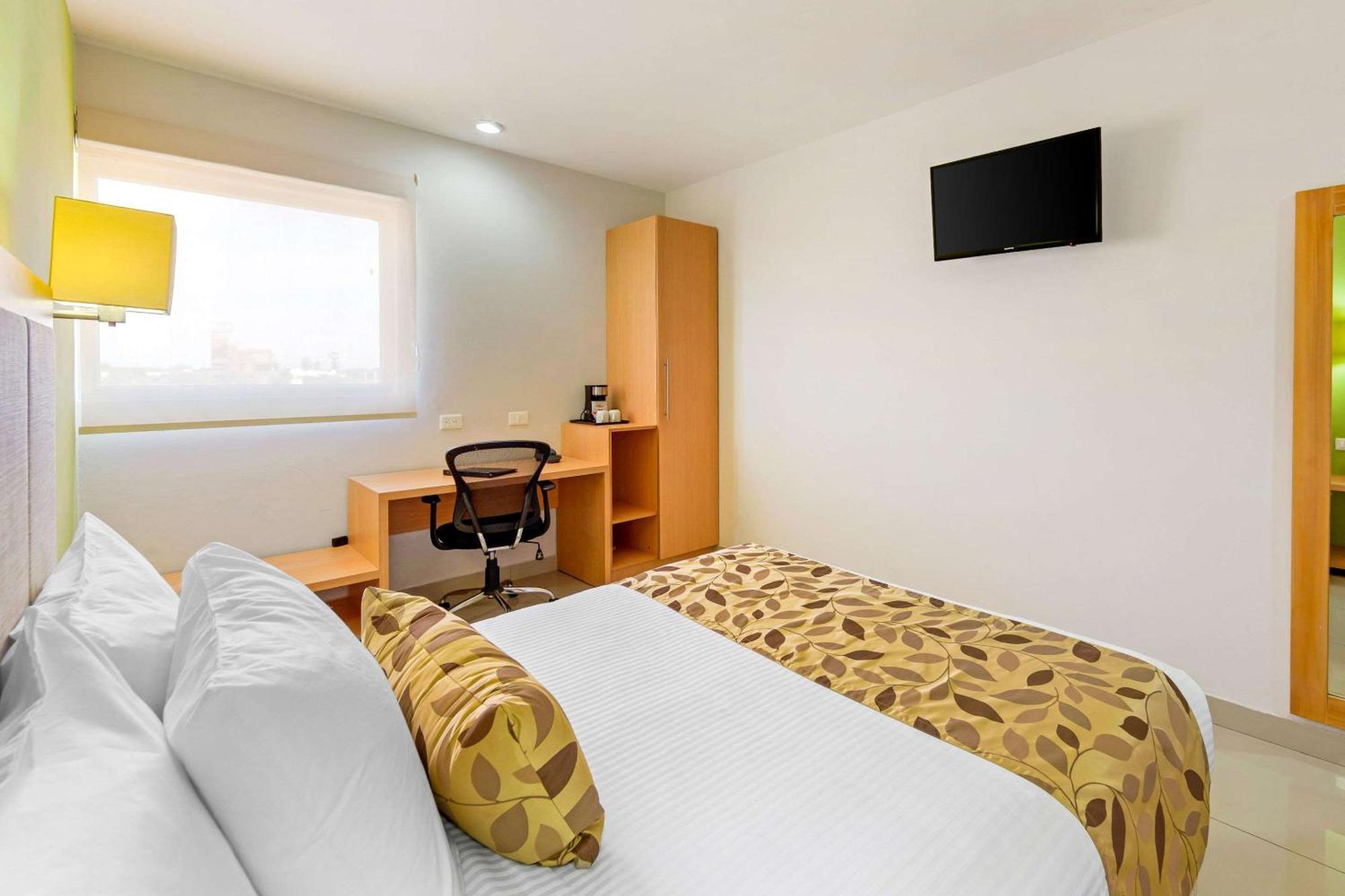 Sleep Inn Кульякан Экстерьер фото