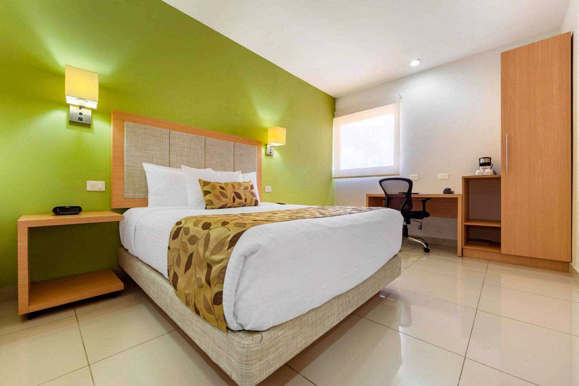 Sleep Inn Кульякан Экстерьер фото